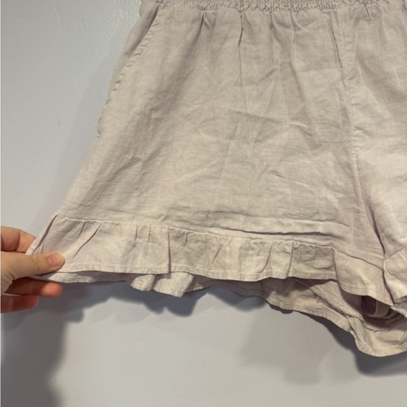 Light purple ruffle aerie shorts - Picture 2 of 4